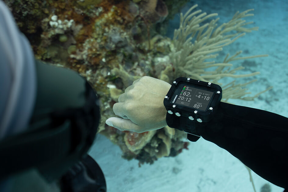 Garmin Descent X30 全彩专业潜水电脑